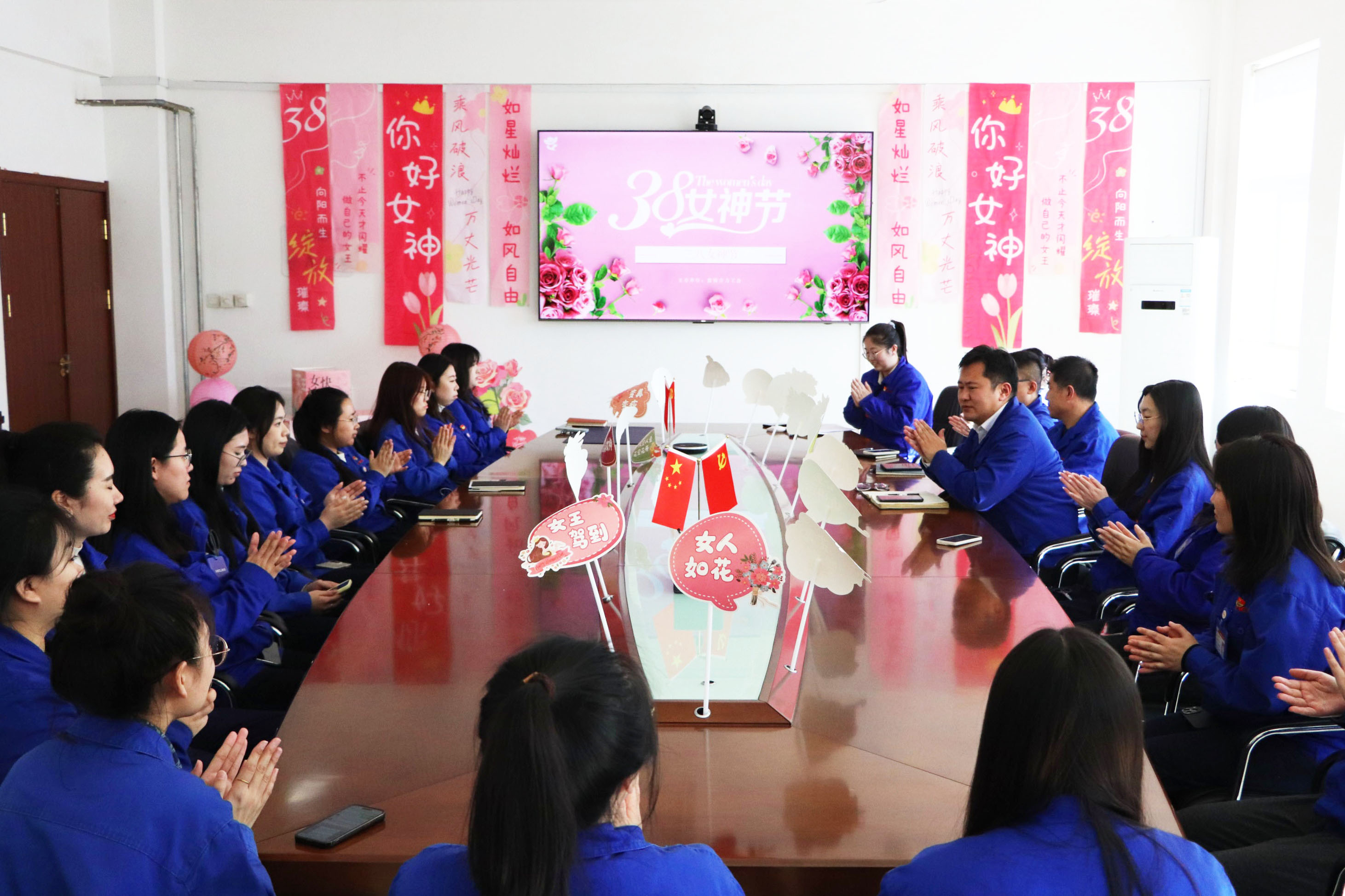 ×ù̸»áÏÖ³¡ ¿½±´.jpg ×ù̸»áÏÖ³¡ ¿½±´.jpg