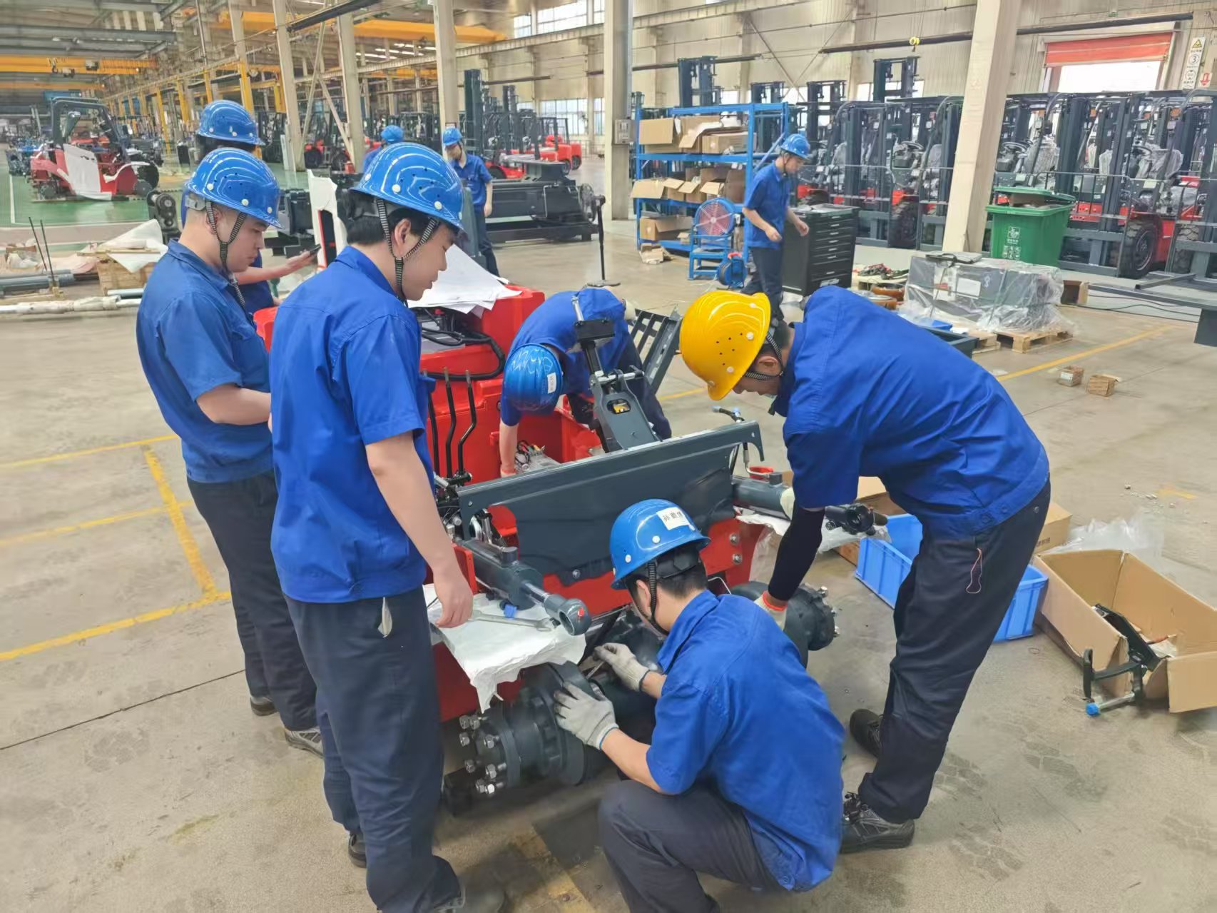 图4 船厂车车架车架三坐标磨练、装配指导 左2图.jpg 图4 船厂车车架车架三坐标磨练、装配指导 左2图.jpg